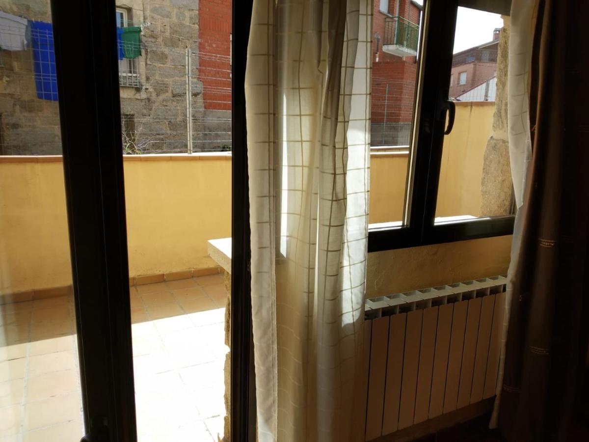 Vila Viv. De Uso Turistico Fuente El Tejo - Casa Ana Burgohondo Exteriér fotografie